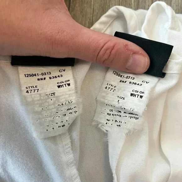 Unisex Bundle of 2 Cherokee White Scrub Tops - L - Picture 11 of 11